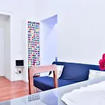 Guesthost - Residenza Mura Greche Historic Center Апартаменты *