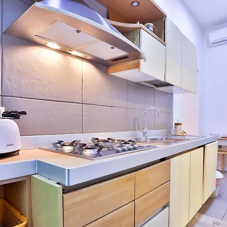 Apartmán Guesthost - Residenza Mura Greche Historic Center Neapol